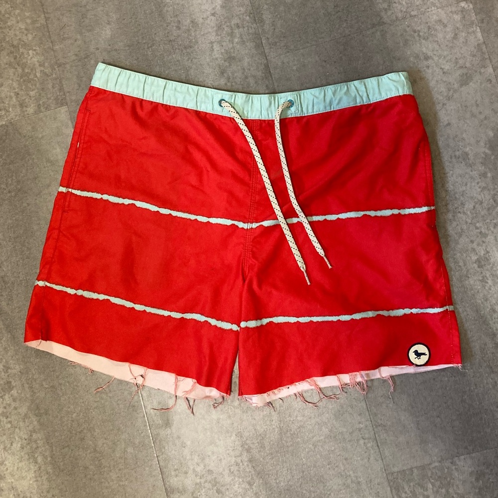 Cut off Board shorts